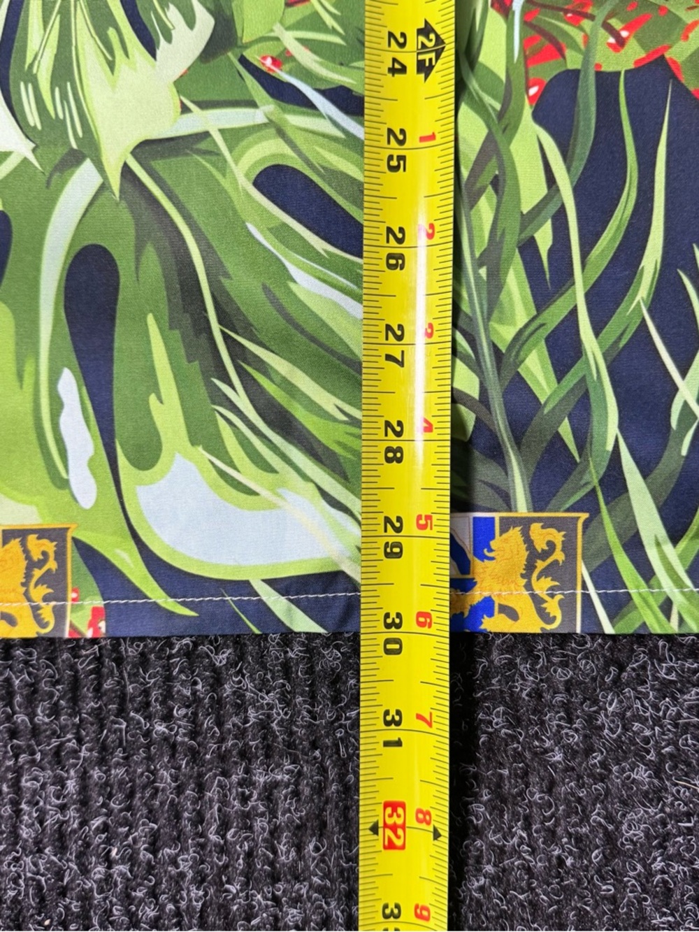 Tropical Dragoons Crest Hawaiian Shirt Size Large 🌴🔥 - Picture 6 of 6